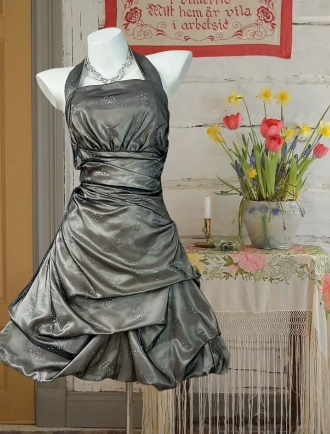 Vintage Halter Satin Pleated Short Prom Dress Formal Graduation Homecoming Dress