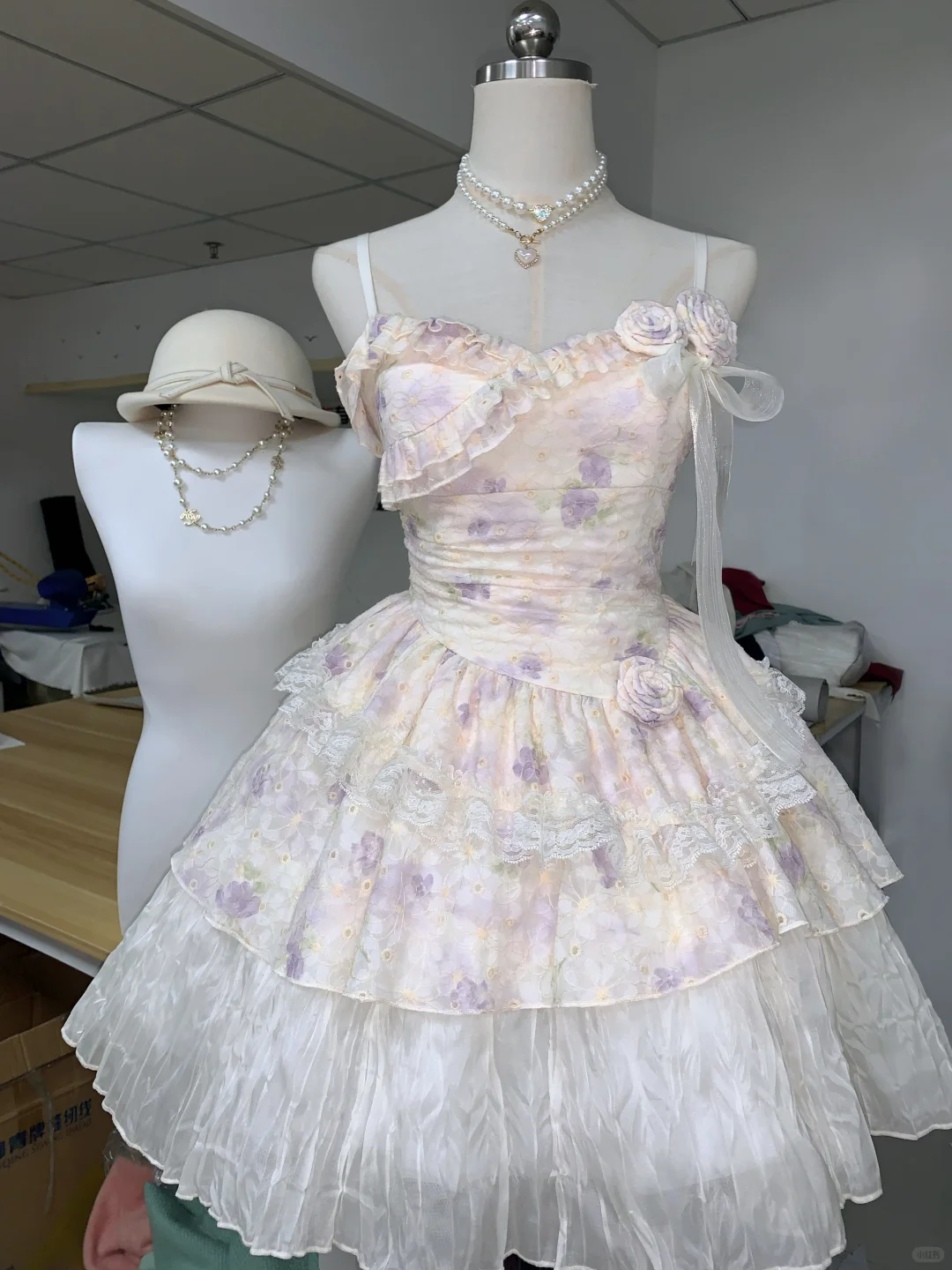 Classy Spaghetti Straps Lilac Print Floral A Line Princess Birthday Outfits Short Graduation Homecoming Dress