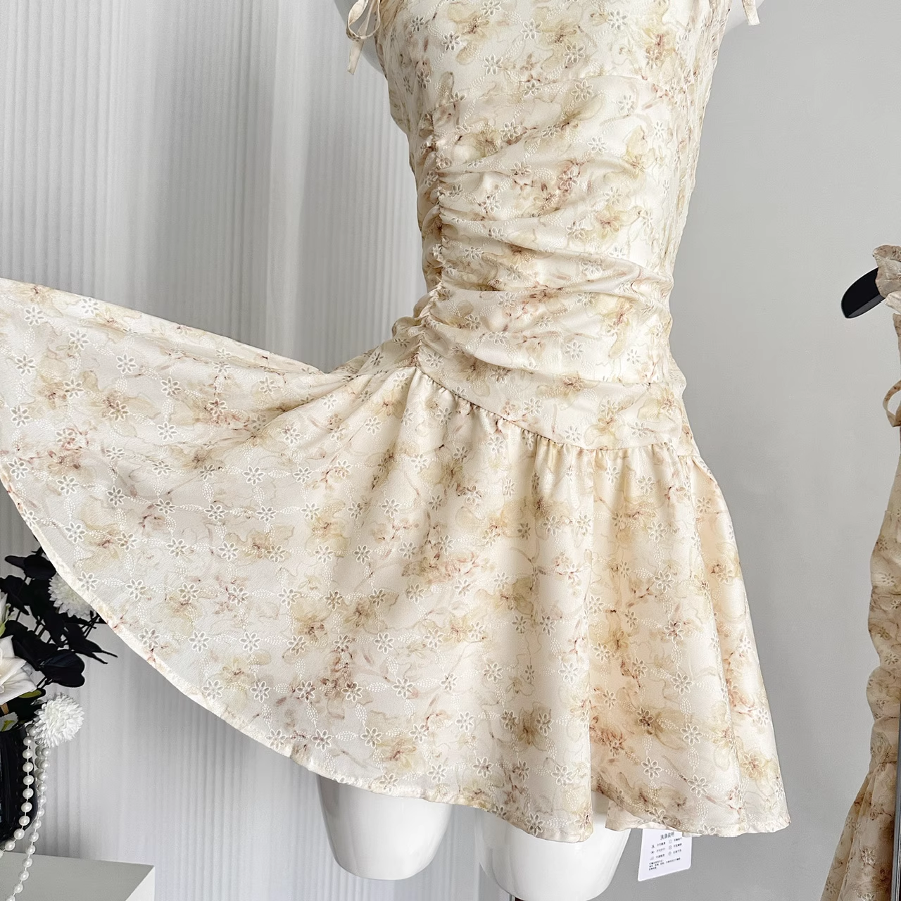 Romantic Floral Short Vacation Dress Yellow Birthday Outfits
