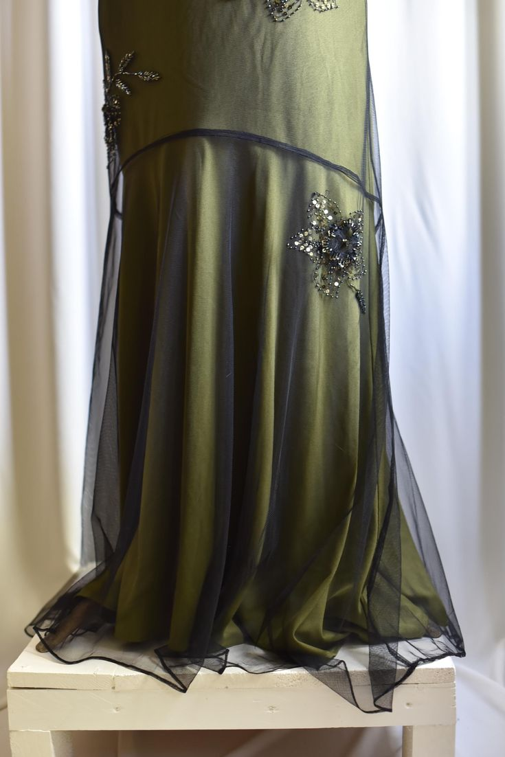 Vintage Olive Green Satin Tulle Beaded Mermaid Evening Dress Backless Long Party Dress
