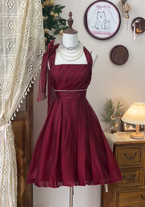 Vintage Burgundy Halter Beaded A Line Short Homecoming Dress Cocktail Dress