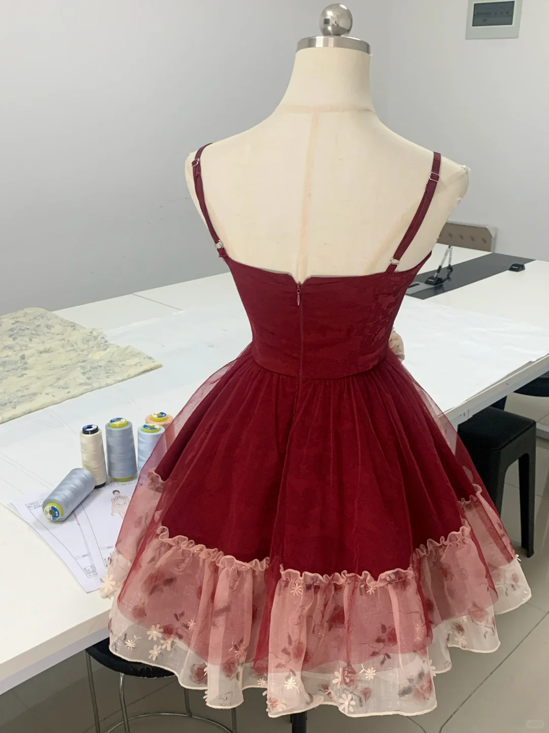 Pretty Red Spaghetti Straps Satin Tulle Short Birthday Outfits 6th Grade Homecoming Dress