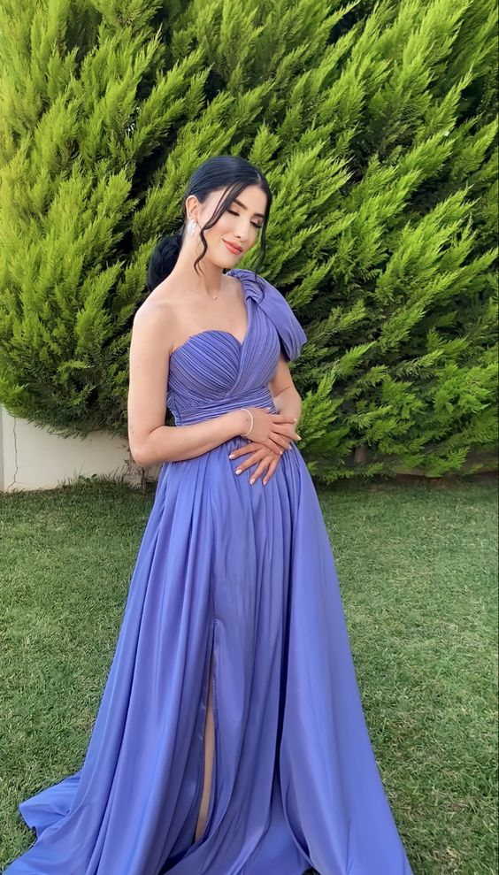 Chic Purple A-line Prom Dress With Split