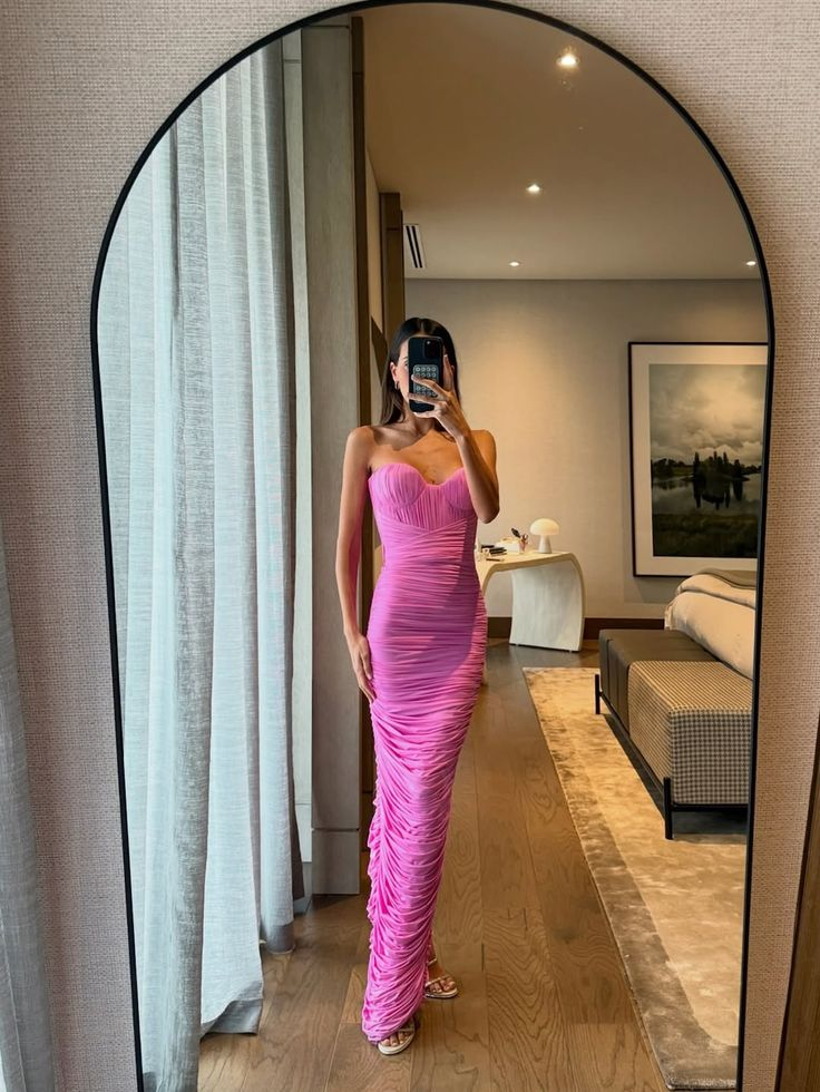 Chic Sweetheart Neck Pink Satin Pleated Sheath Long Wedding Guest Dress Evening Dress