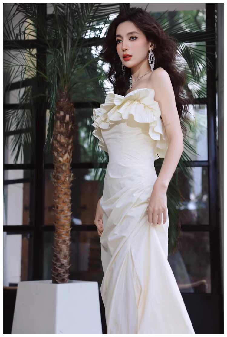 Elegant Beige Strapless Satin Pleated Mermaid Slit Long Evening Dress Birthday Party Dress With Bow