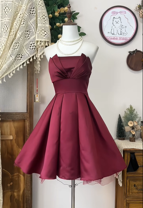 Vintage Burgundy Strapless Satin Pleated A Line Homecoming Dress Cocktail Dress
