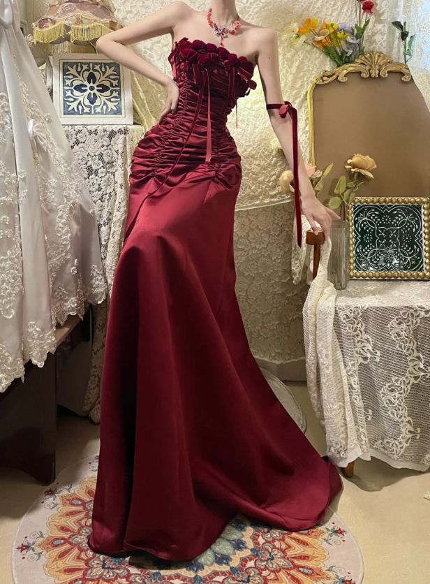 Pretty Strapless Burgundy Satin Pleated Mermaid Party Dress Long Wedding Guest Dress With 3D Flowers