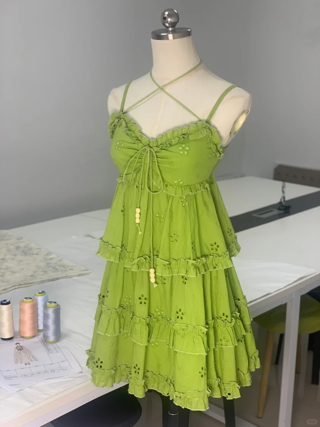 Chic Spaghetti Straps Green V Neck A Line Homecoming Dress Layered Ruffles Short Mini Party Dress