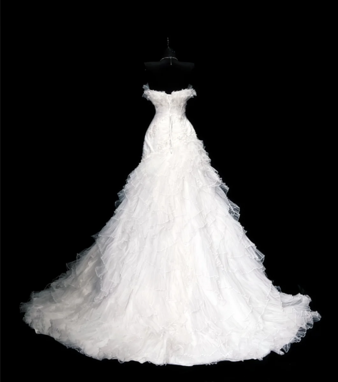 Classy Strapless White Tulle Appliques Layered Mermaid Long Wedding Guest Dress Formal Bridal Dress