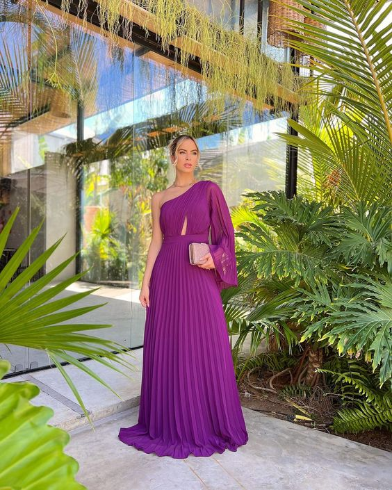 Chic Purple One Sleeve A-line Pleated Prom Dress
