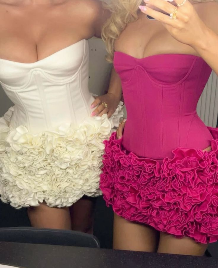 Unique Sweetheart Neck Sheath Pleated Short Birthday Outfits Strapless Homecoming Dress Cocktail Dress