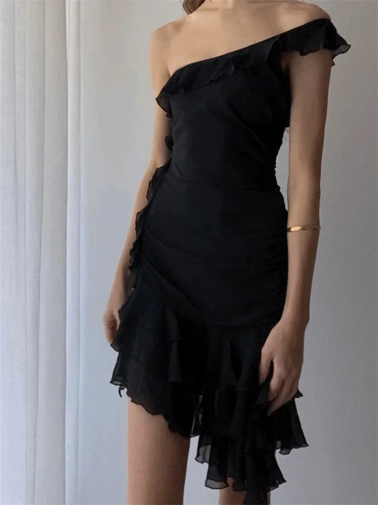 Classy Sleeveless Irregular Ruffles Chiffon Short Party Dress Red One Shoulder Graduation Homecoming Dress