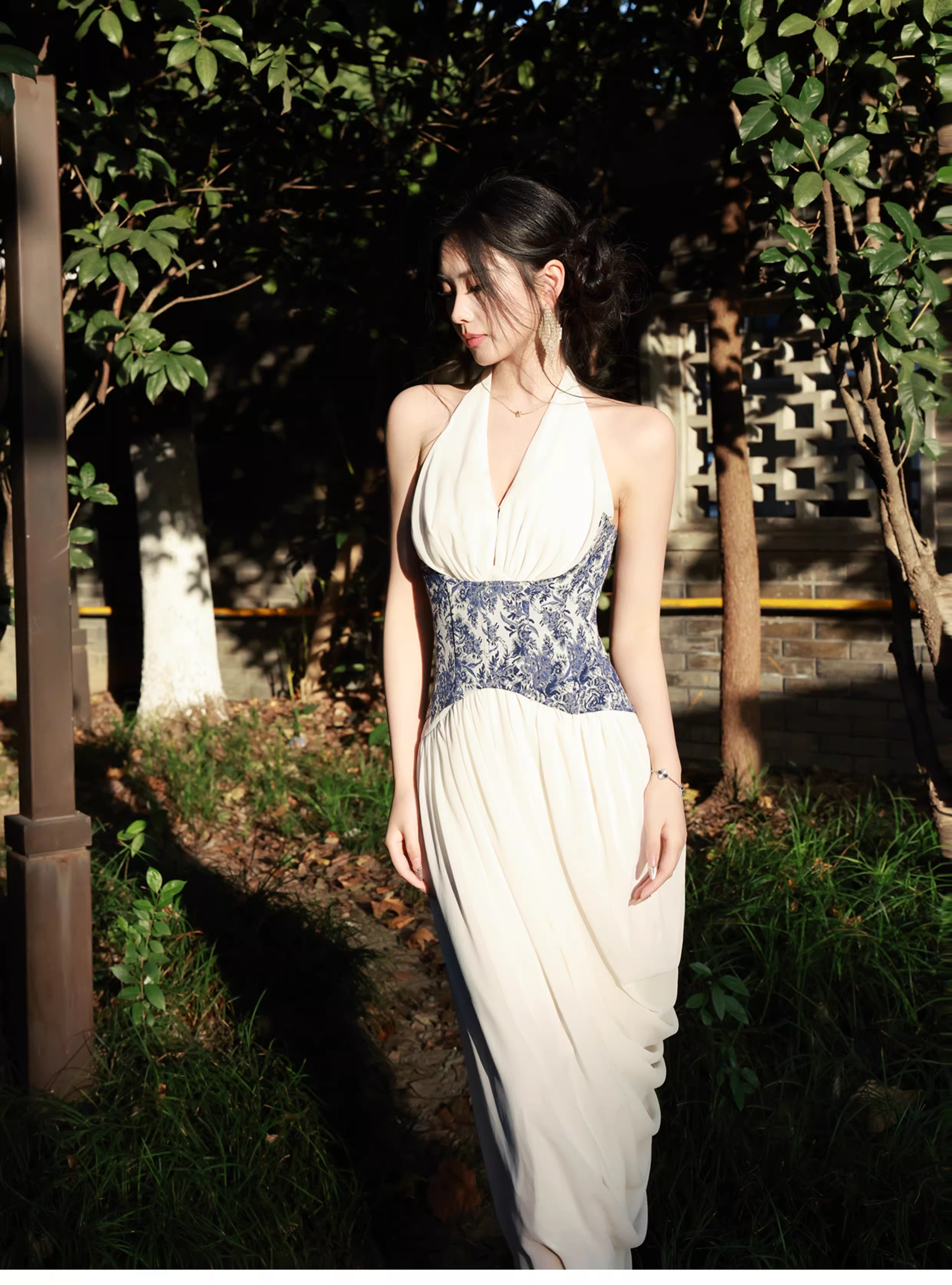 Unique Halter V Neck White Chiffon Pleated Long Prom Dress Birthday Evening Dress