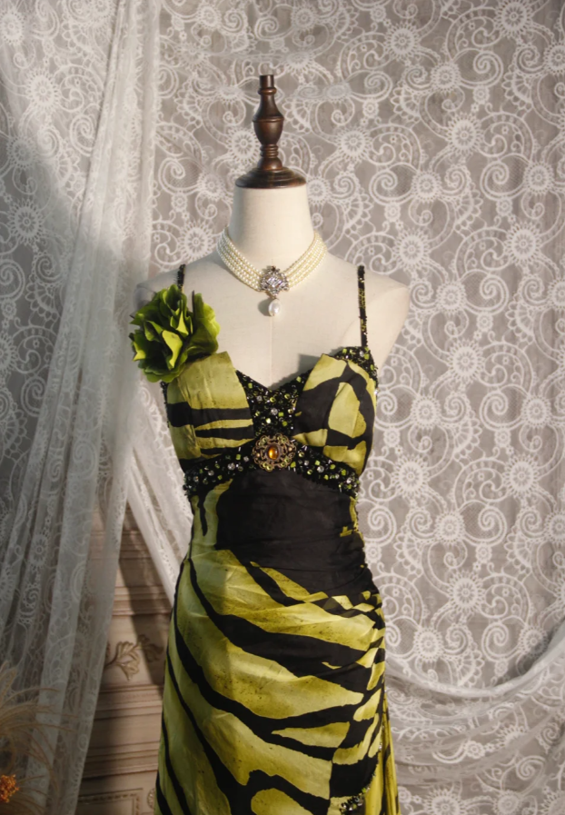 Unique Spaghetti Straps Green Chiffon Beaded Mermaid Long Prom Dress Evening Dress