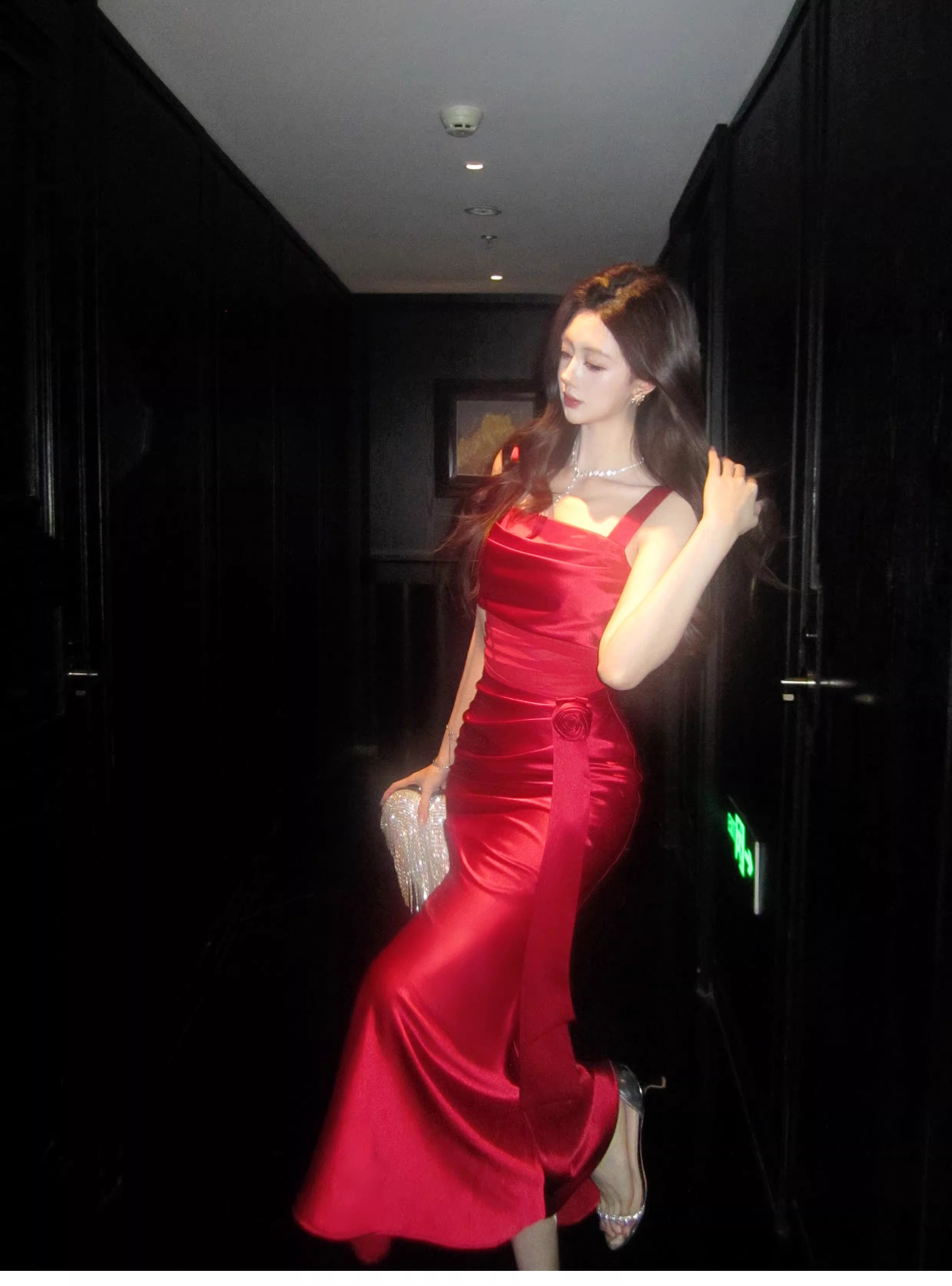 Pretty Red Spaghetti Straps Satin Pleated Mermaid Long Wedding Guest Dress Formal Evening Dress