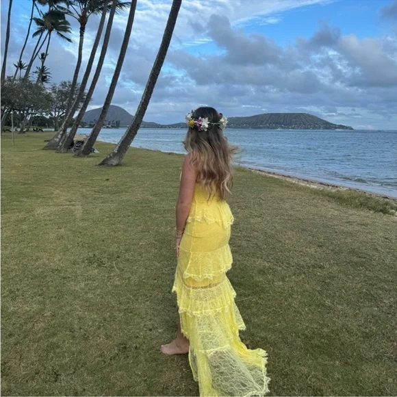 Sexy Yellow Lace Layered Slit Prom Dress Spaghetti Straps Long Party Evening Dress