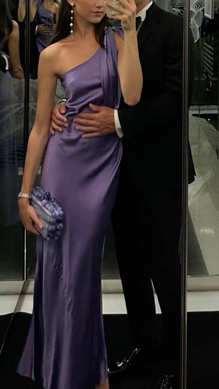 Sexy One Shoulder Purple Evening Dress Satin Slit Long Prom Party Dress