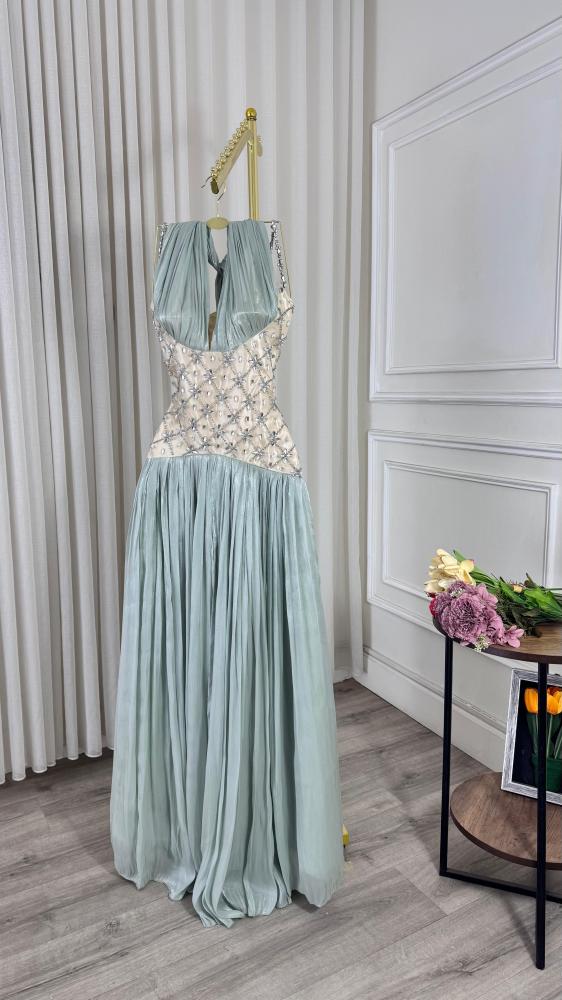 Elegant Light Blue A-line Rhinestone Deep V Halter Neck Chiffon Long Prom Dress Evening Dress