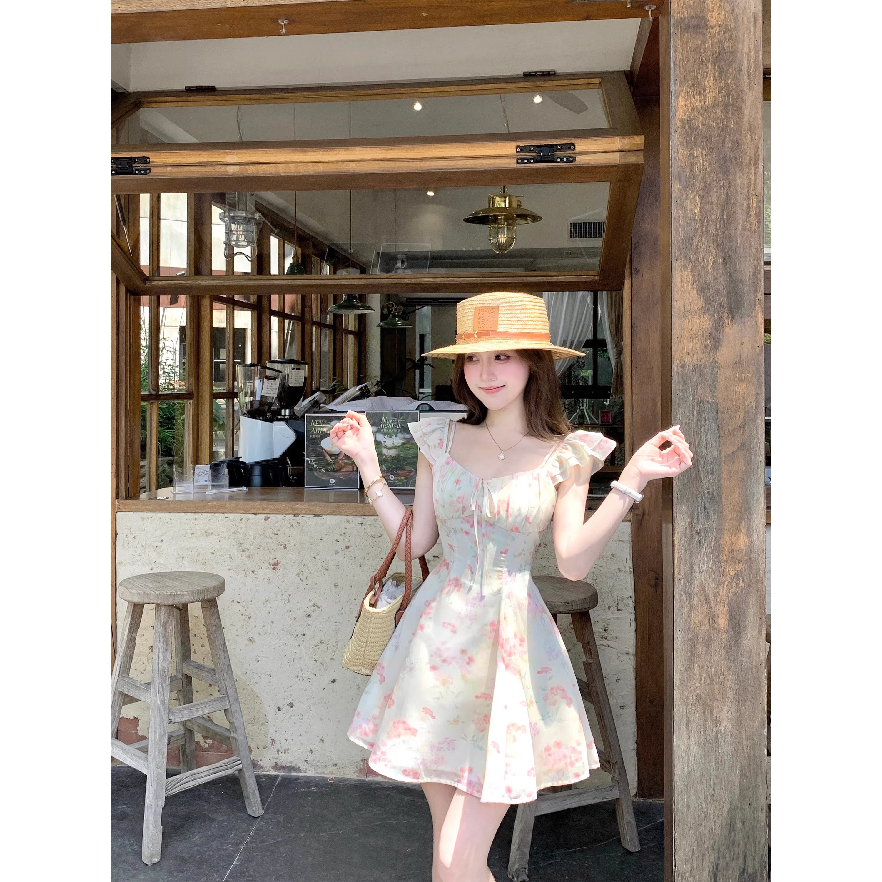 French-style floral dress with flutter sleeves for women A131