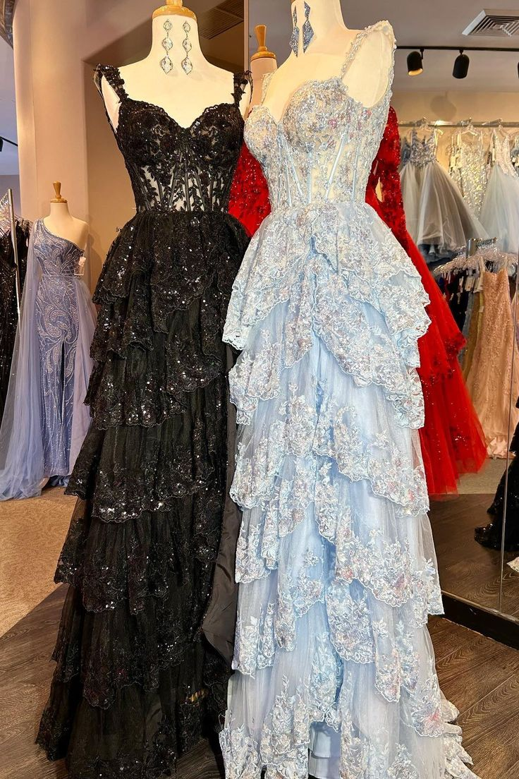 Charming Tulle Appliques Tiered Ruffles Long Prom Dress Slit Party Evening Gown
