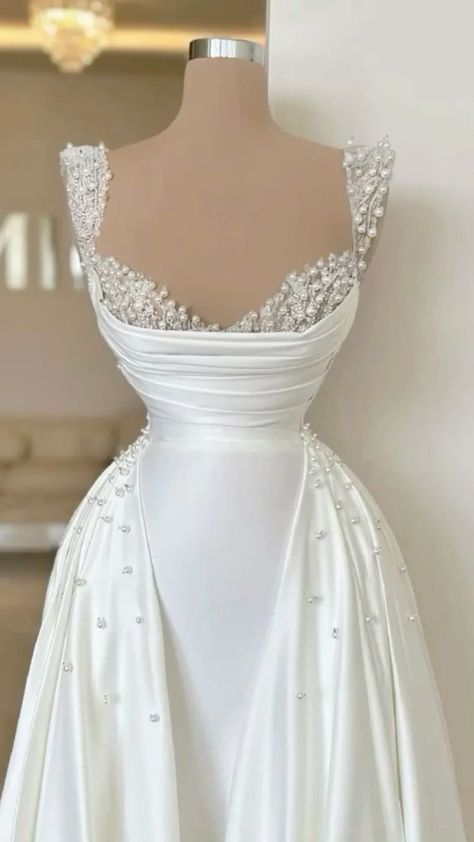 Fairytale Mermaid Satin Wedding Dresses For Bride