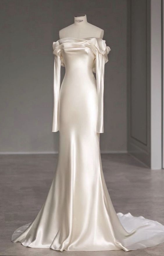 Fairytale Mermaid Scoop Neckline With Long Sleeves Satin Wedding Dress