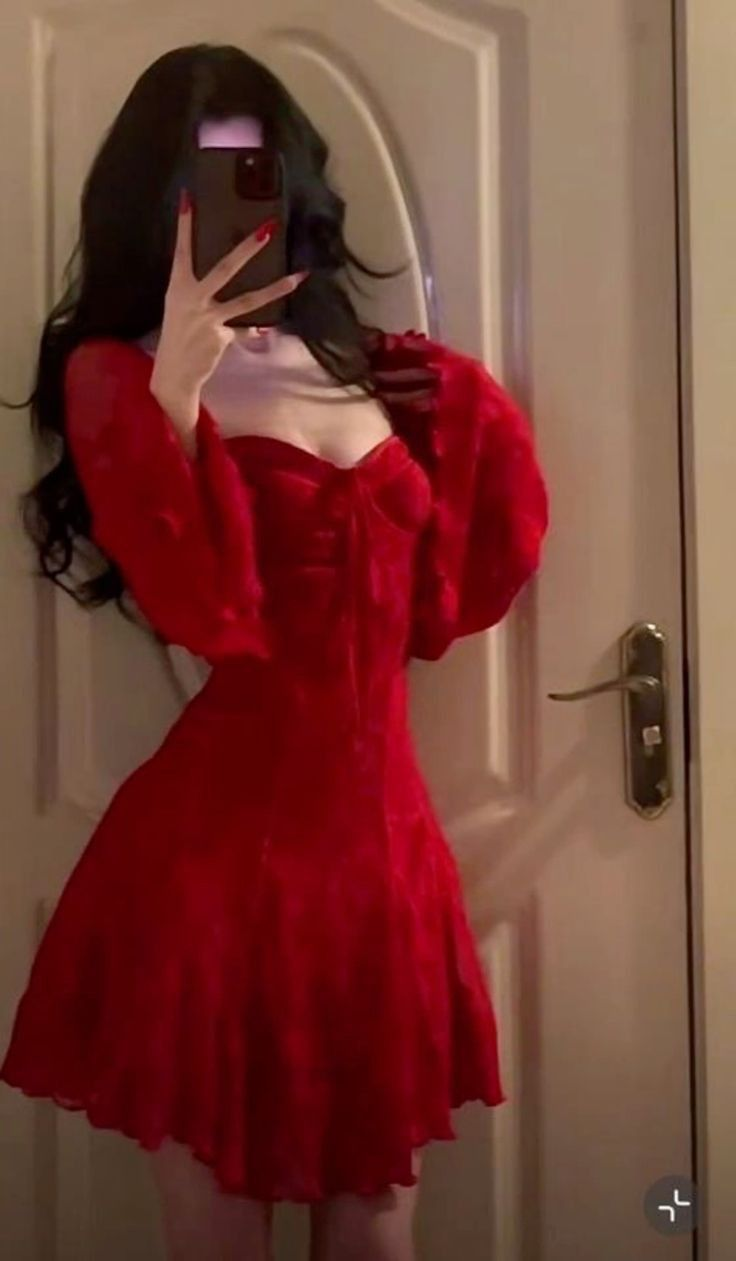 Charming Red Sweatheart Neck Lace A Line Homecoming Dress