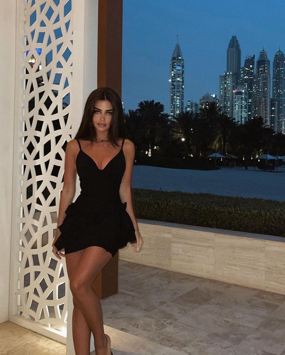 Spaghetti Straps A-line Black Short Homecoming Dress