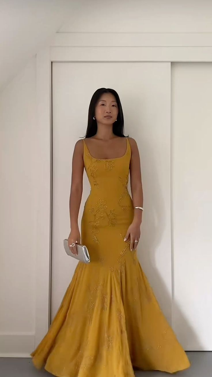 Sexy Yellow Long Prom Dress Beaded Mermaid Evening Dress