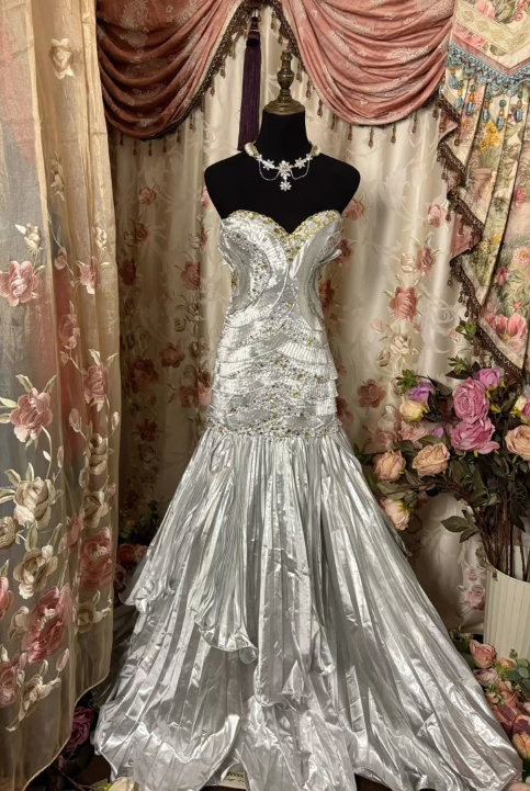 Sweetheart Neck Silver Prom Dress Beaded Mermaid Birthday Dress