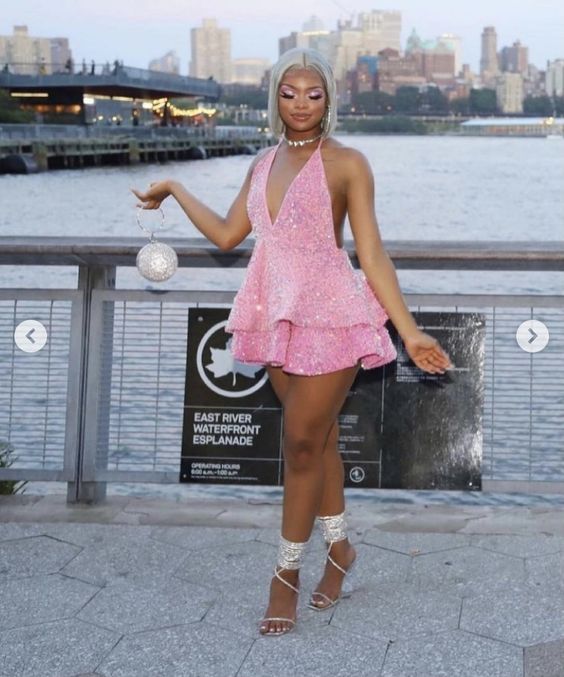 Sexy Pink Sparking Short Cocktail Dresses Tiered Sequin Graduation Gown Parties Night Pink Homecoming Dress