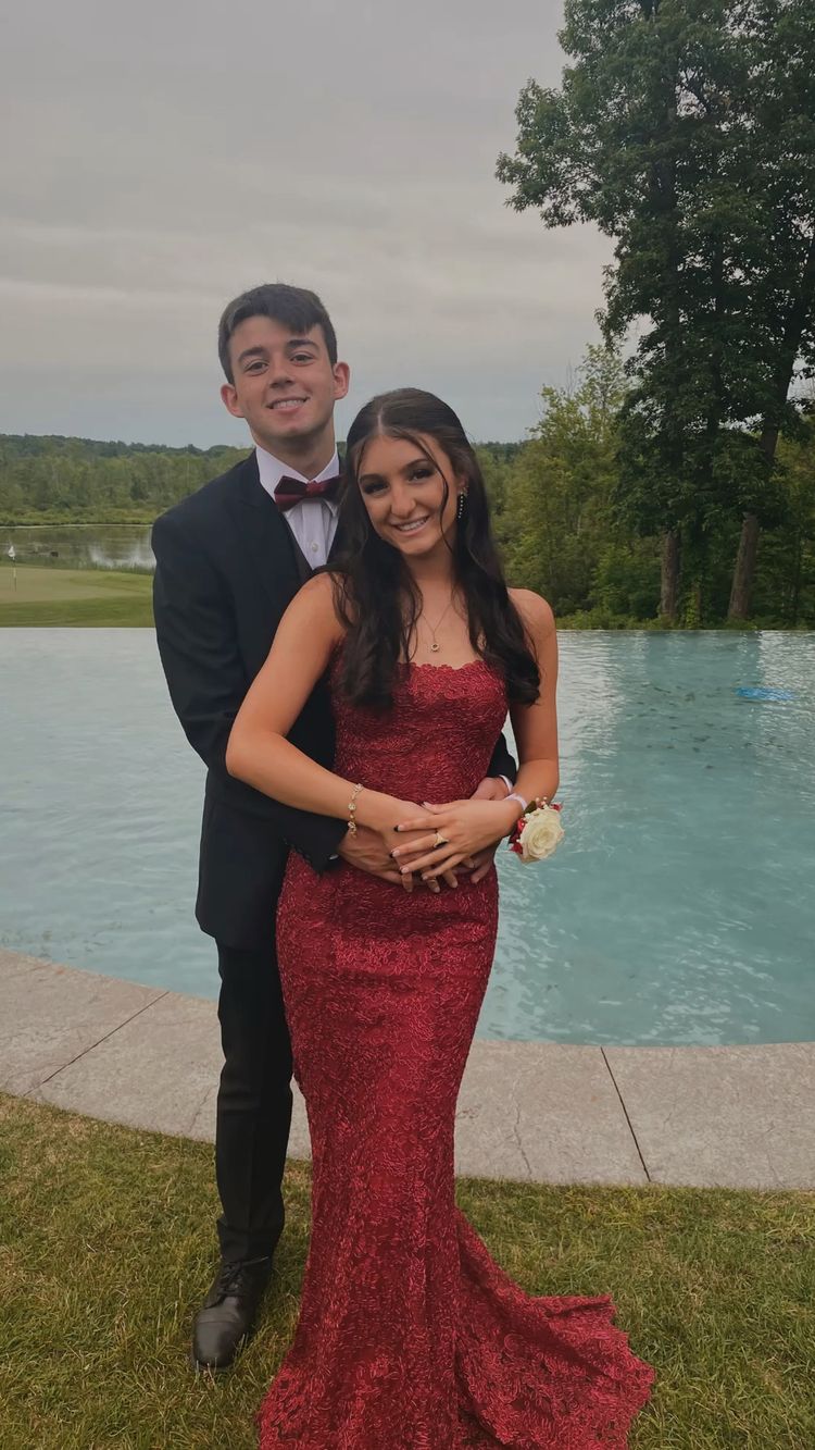 Mermaid Lace Prom Dress Lace-up Back Elegant Evening Dress