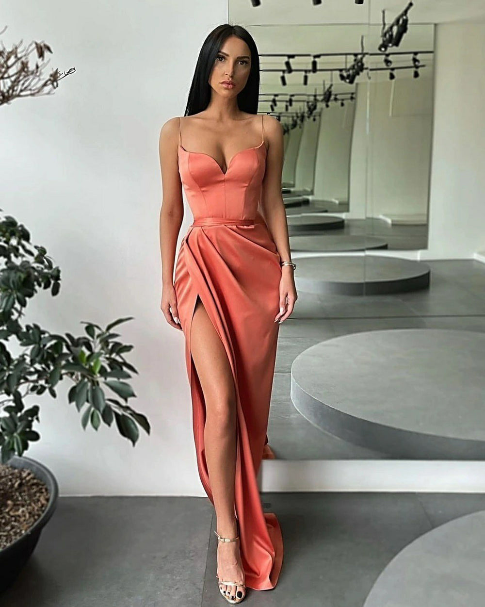 Sexy V-Neck Mermaid Prom Dresses Sleeveless Spaghetti Straps Prom Dresses