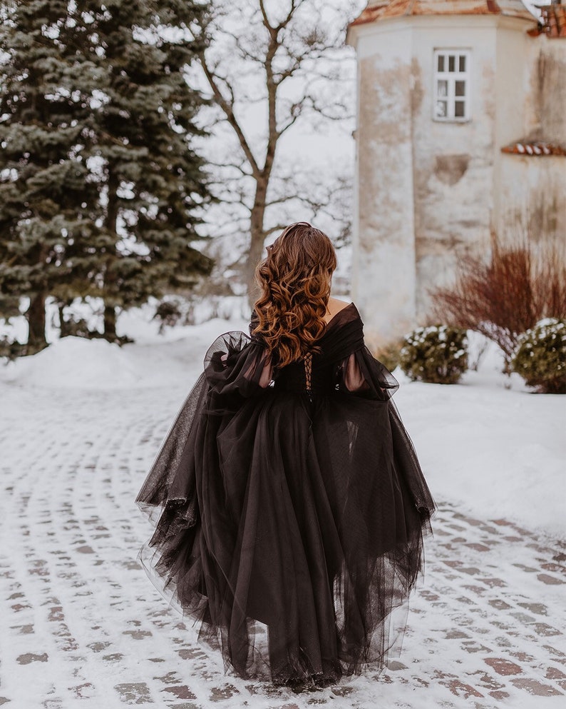 Black gothic tulle embroidery lace corset wedding gown, convertible dress with long sleeves, alternative prom dress