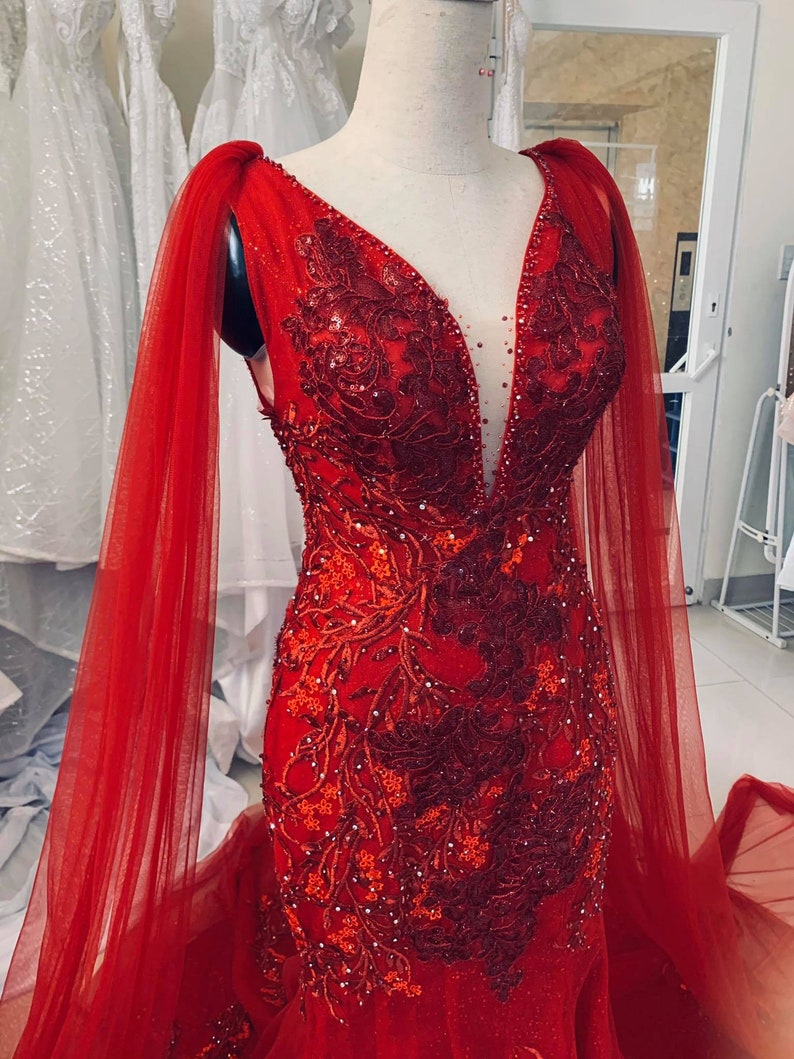 Unique Red Vintage Wedding Dress, Made to Measure Wedding Dress, Princess Bridal Gown Mermaid Prom Dress