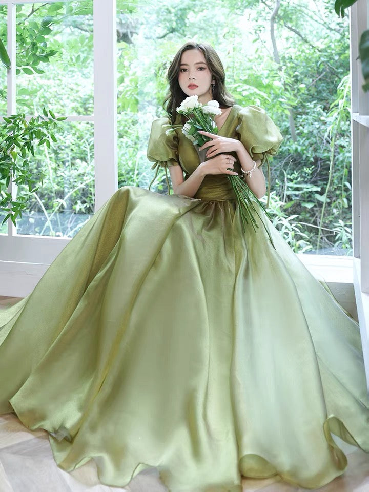 Socialite evening dress, escaped princess high sense party dress, bubble sleeve green prom dress