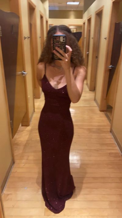 Sexy Burgundy Spaghetti Straps Low Neck Prom Dresses with Cross Back