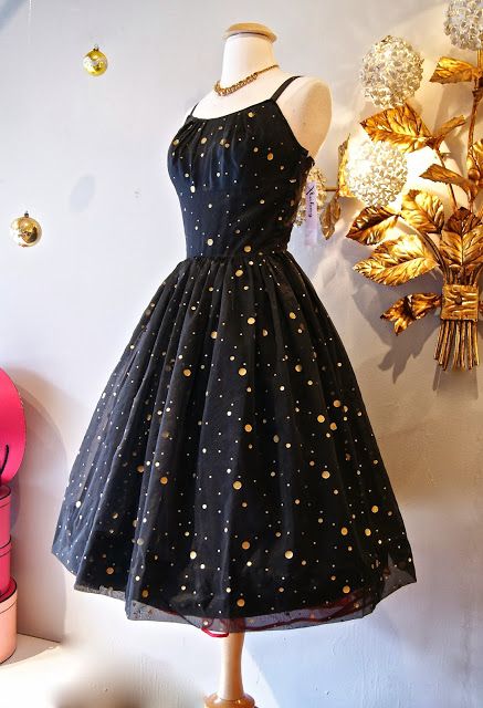 Spaghetti Straps Black Shiny Short Homecoming Dress