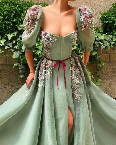 Elegant Mint Green Puff Sleeve Prom Dress with Slit