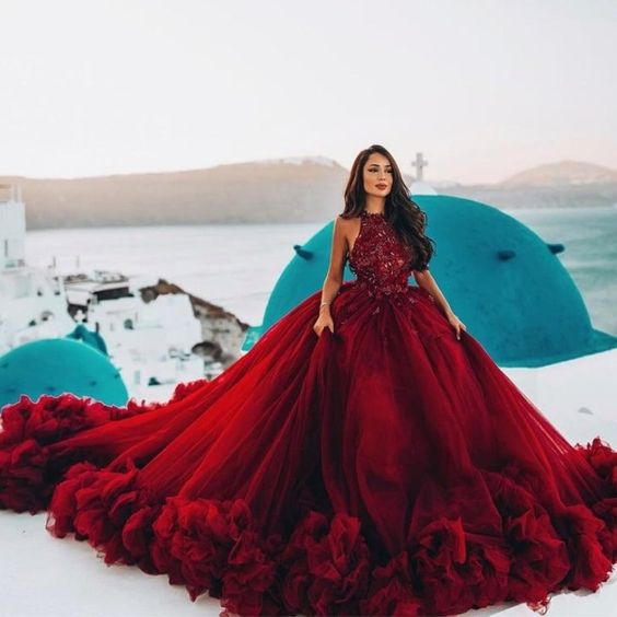 Luxury Burgundy Ball Gown Quinceanera Dress Crysatl Beaded Sweet 16 Dress Long Formal Prom Gowns