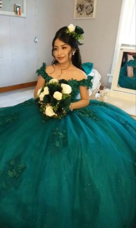 Off The Shoulder Green Ball Gown Sweet 16 Dress