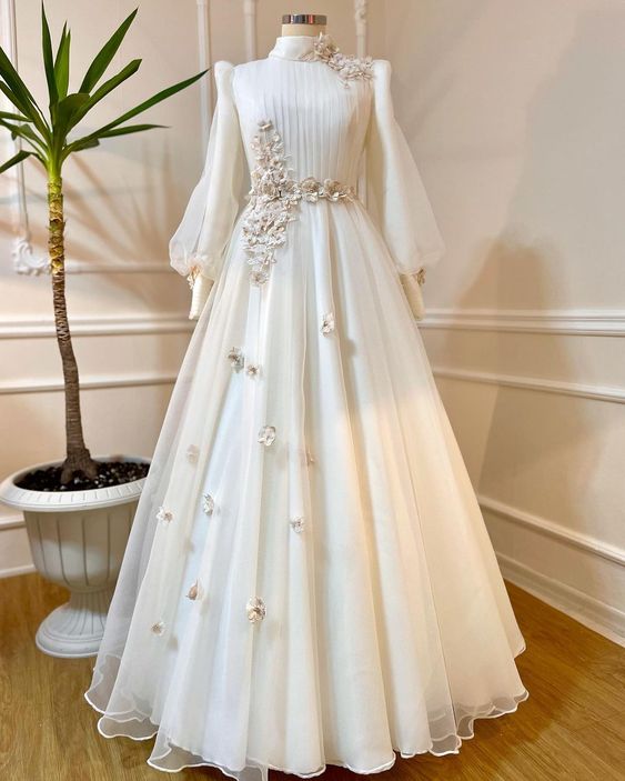A line Tulle Long Prom Dress