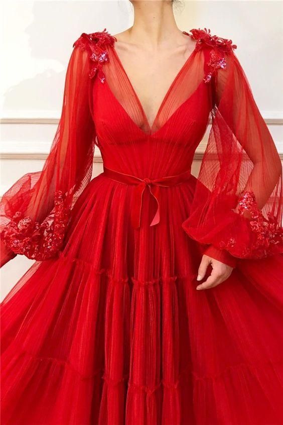 Charming Ball Gown Appliques Beading Long Prom Dress